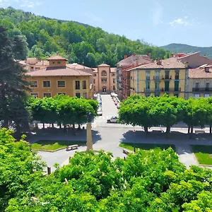 https://can-planas-elegante-soleado-espacioso-con-parking-y.catalonia-hotels.com